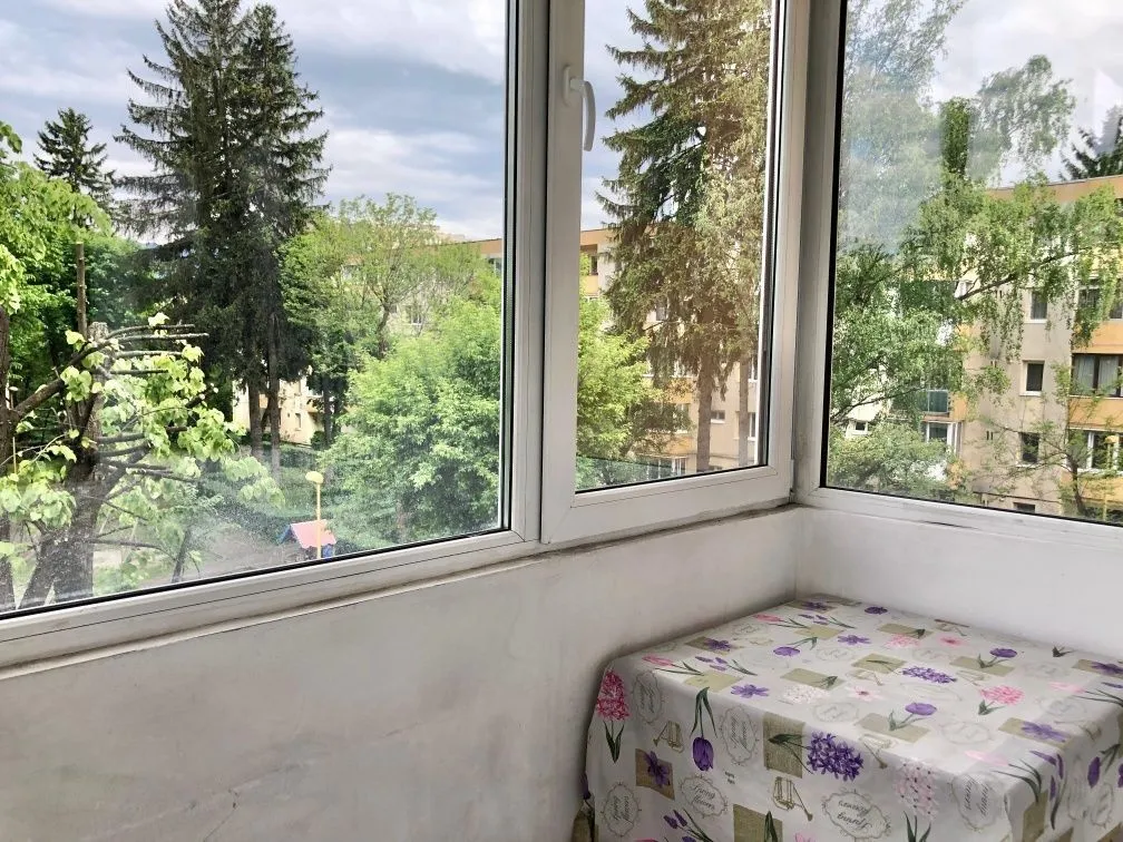 Apartament cu 3 camere Astra - pemarket.ro
