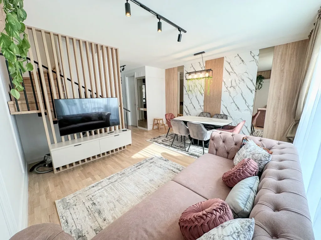 Vila Superbă | Curte plus Pisicina | Complexul ZenVille - pemarket.ro