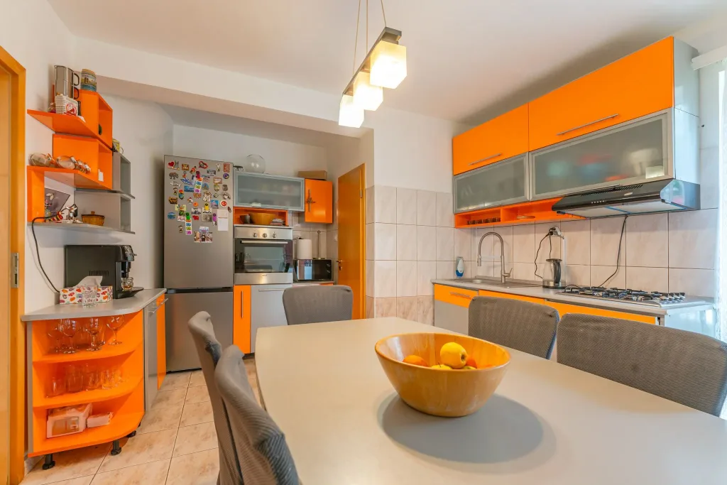 Casă spațioasă pentru familie în Hărman de vânzare - pemarket.ro