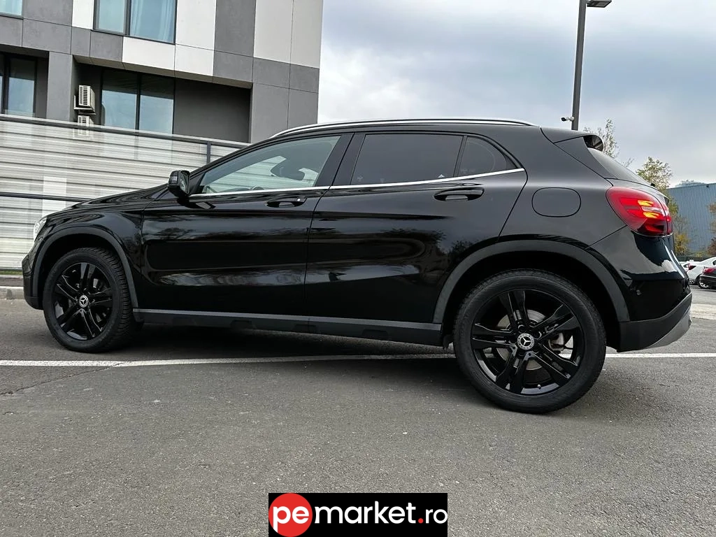 Închiriază Mercedes Benz GLA - pemarket.ro
