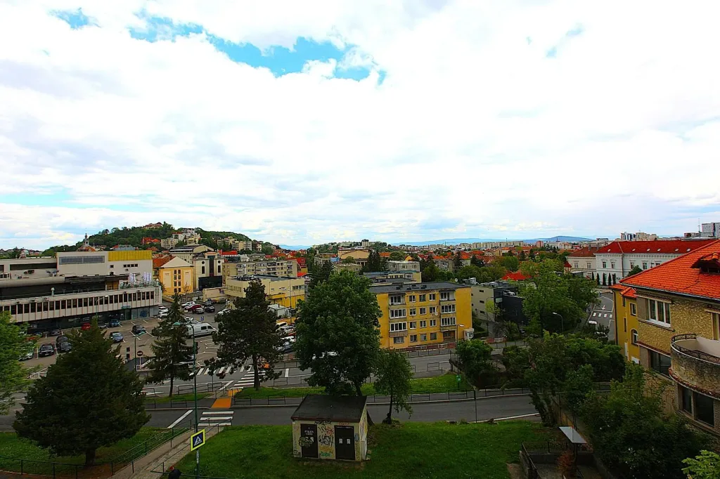 Apartament 4 camere, Ultracentral - pemarket.ro