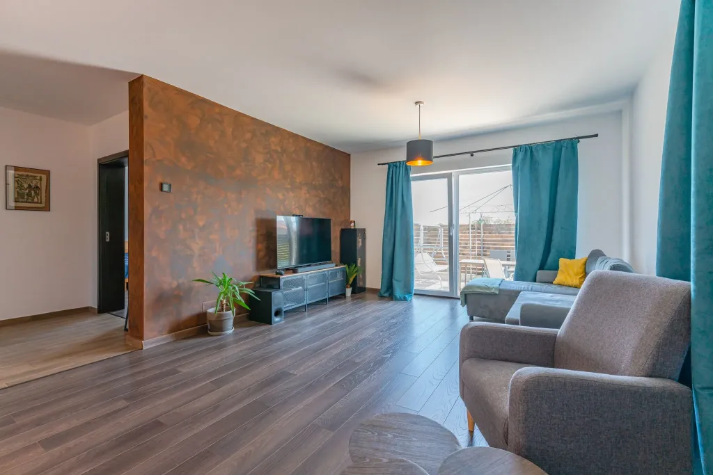 De închiriat – Casă individuală mobilată și utilată în Sânpetru, zona Primăverii - pemarket.ro