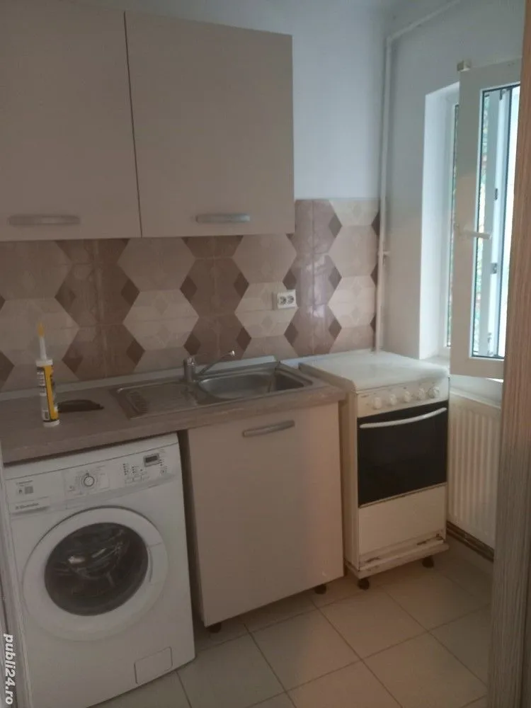 Garsonieră de vânzare – Cartier Noua, Brașov - pemarket.ro