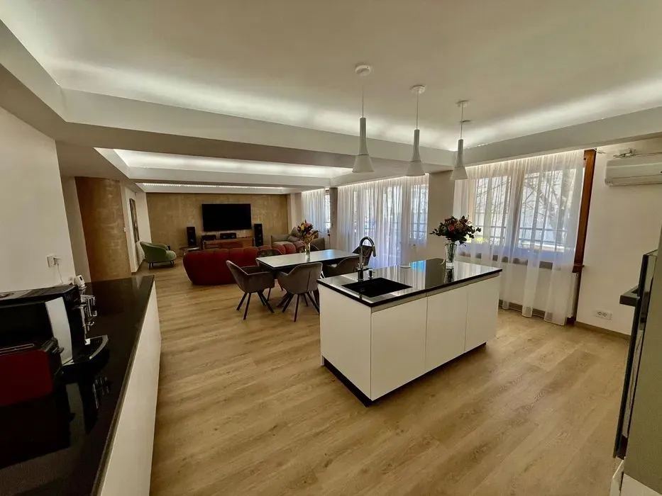 Apartament 4 camere de vânzare Primaverii high-end, smart. - pemarket.ro