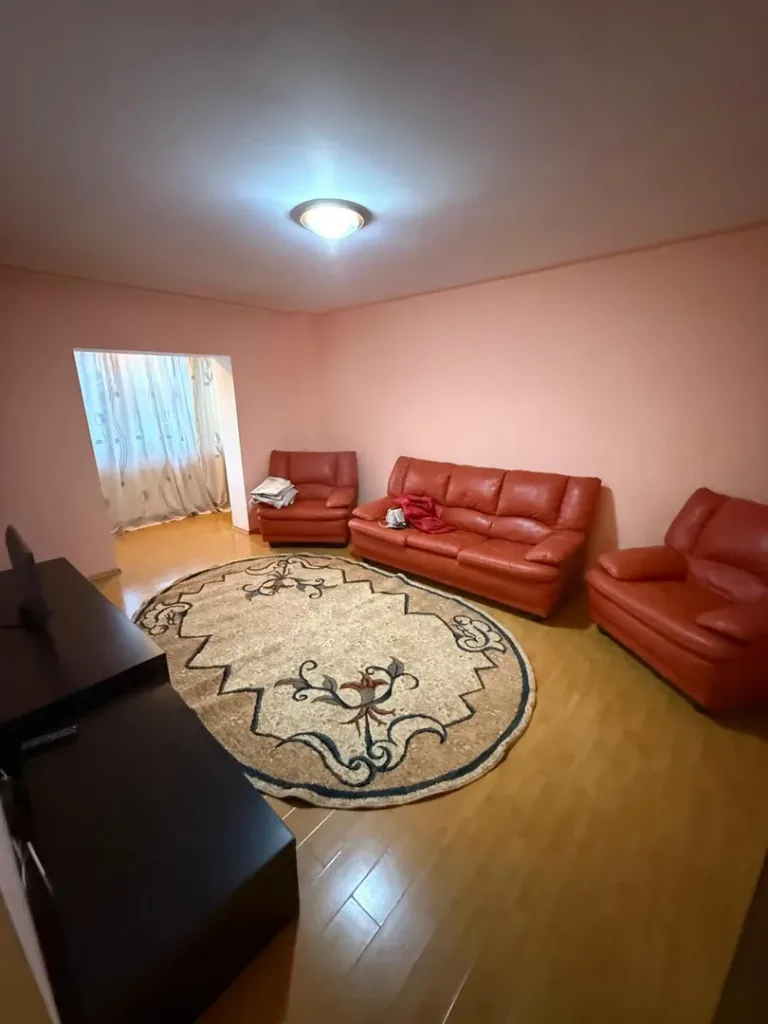 Apartament cu 2 camere in Racadau , Vasile Alecsandri - pemarket.ro
