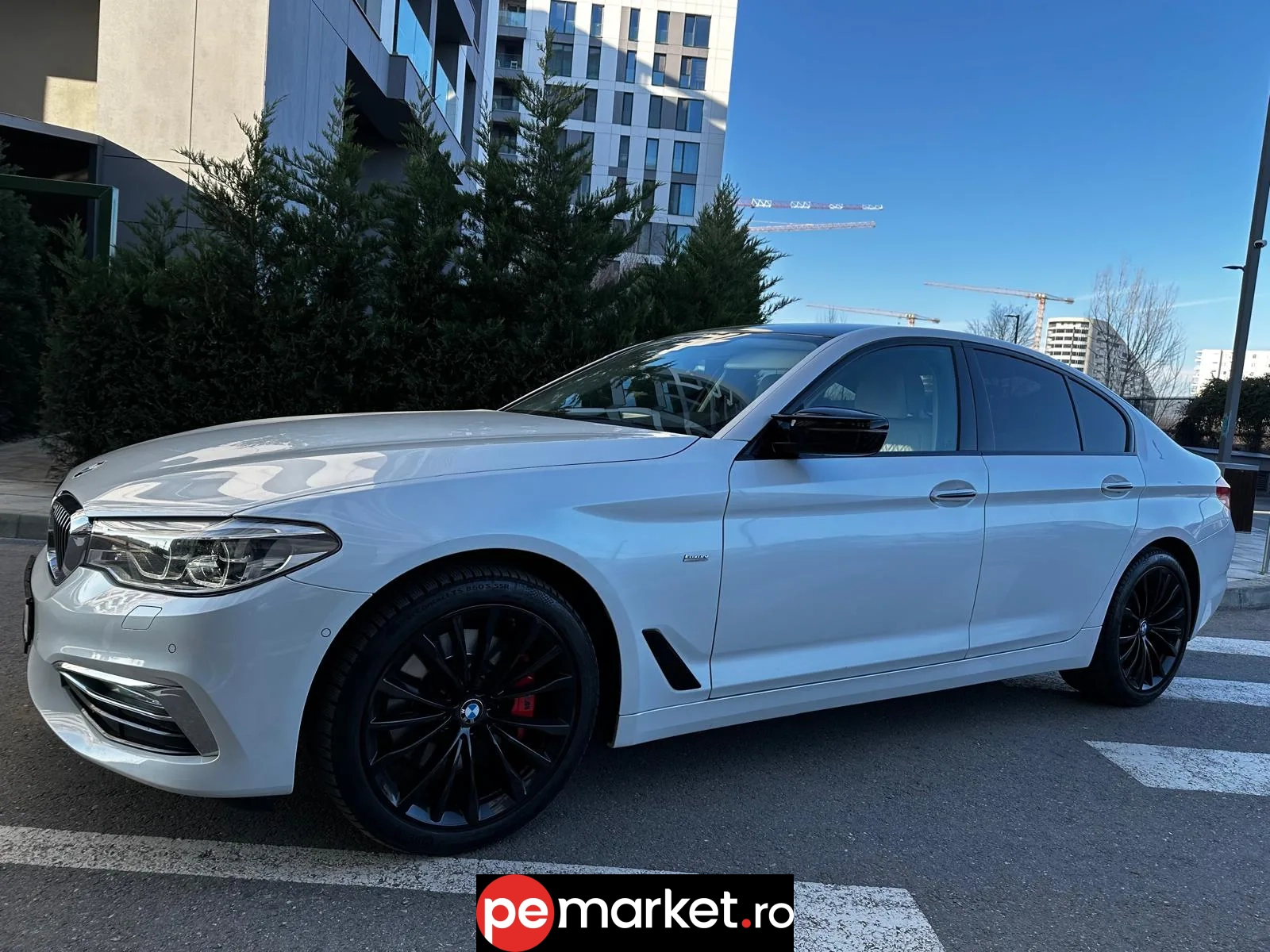 Închiriază BMW 530 - pemarket.ro