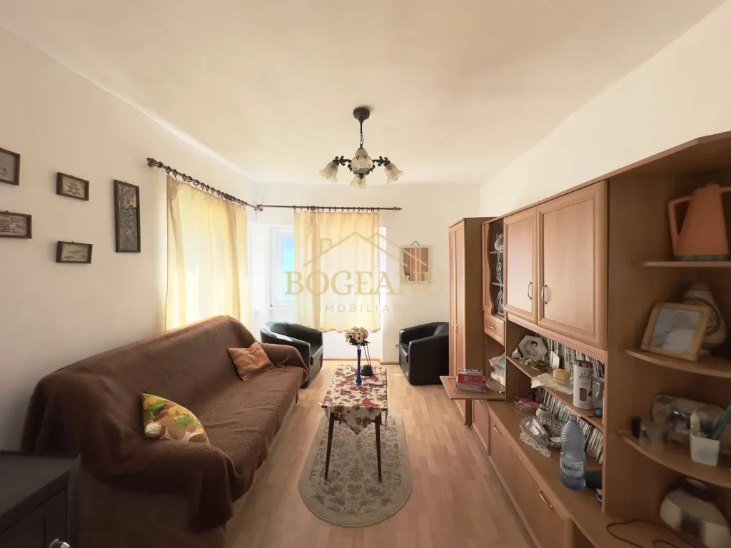 Casă Individuală la Malul Dunării - pemarket.ro