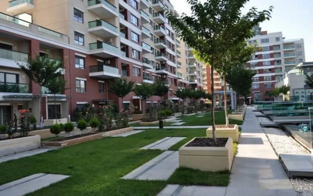 Apartament 3 camere Tei Barbu Vacarescu langa lac parcare boxa Emerald - pemarket.ro