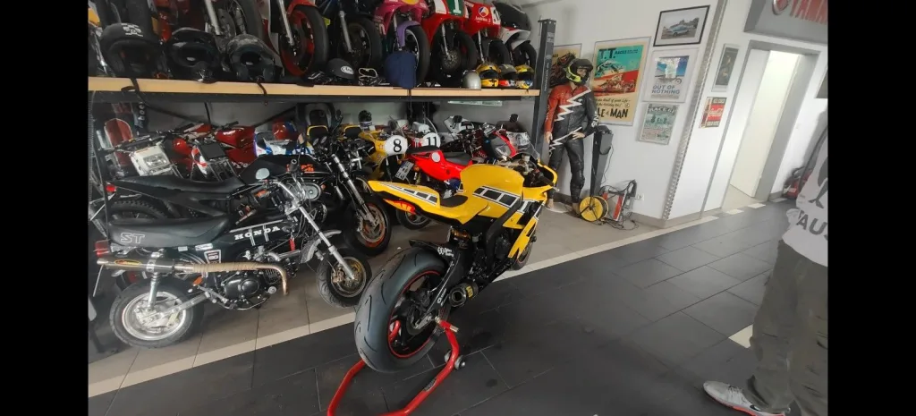 Yamaha R6 RJ15 - pemarket.ro