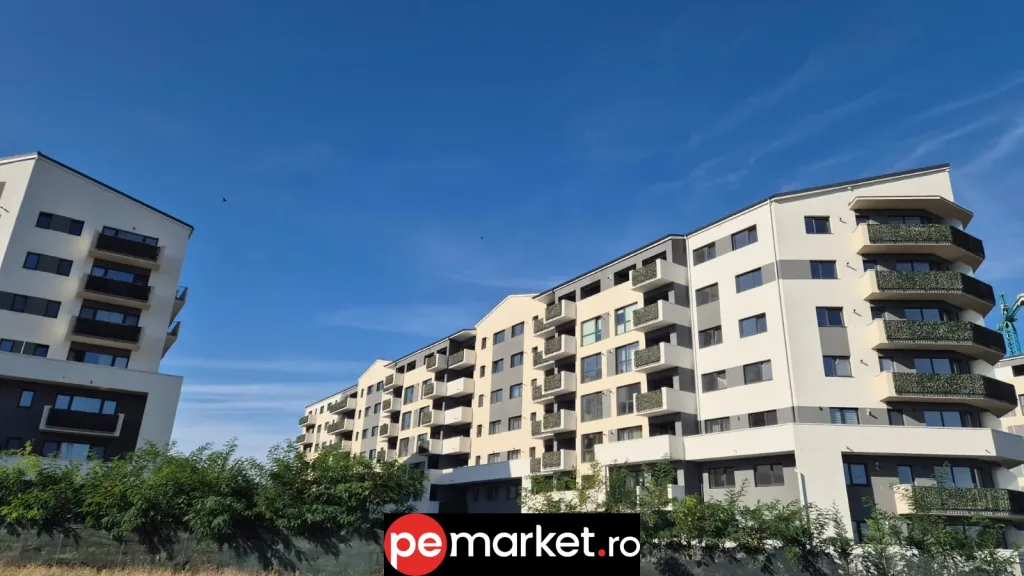 Apartament 3 camere – 65 mp + 5,8 mp balcon – Brașov, Tractorul - pemarket.ro