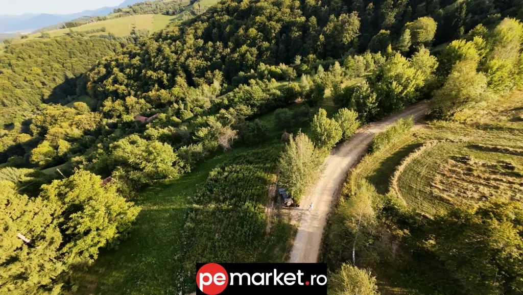 Teren de vânzare – Poiana Mărului, Brașov - pemarket.ro