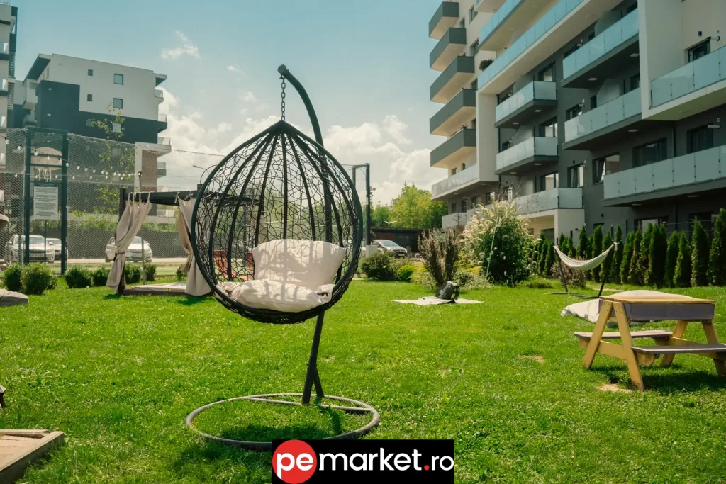 Apartament 3 camere – 65 mp + 5,8 mp balcon – Brașov, Tractorul - pemarket.ro