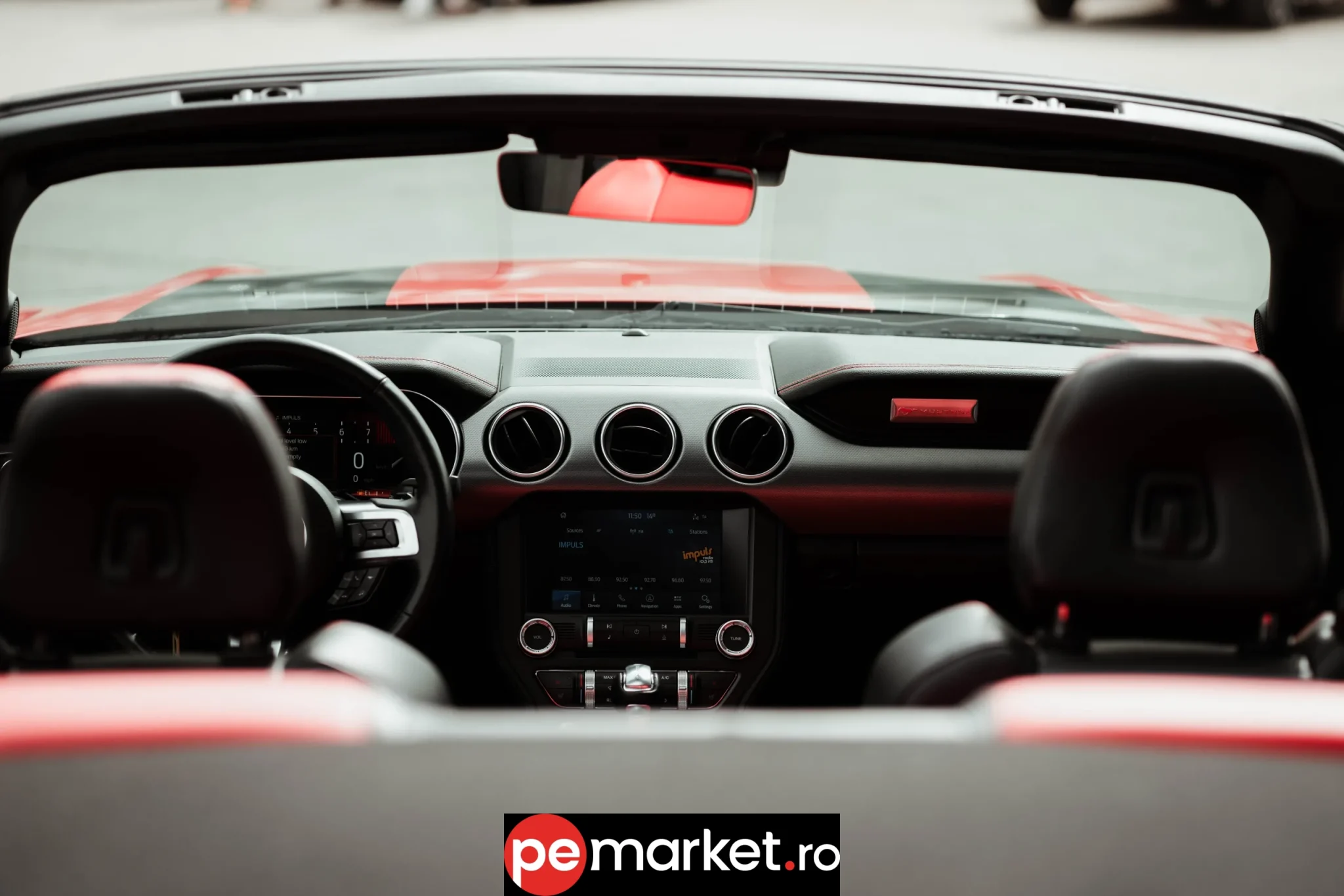 Închiriază Ford Mustang GT - pemarket.ro