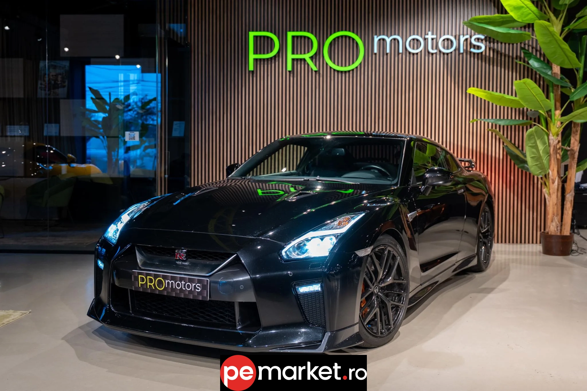 Nissan GT-R R35 – 3.8 V6 Twin Turbo, 570 CP - pemarket.ro