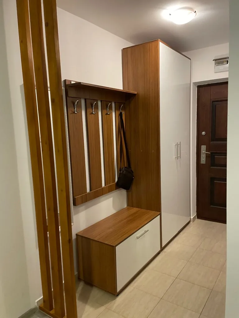 Garsoniera Saturn - pemarket.ro