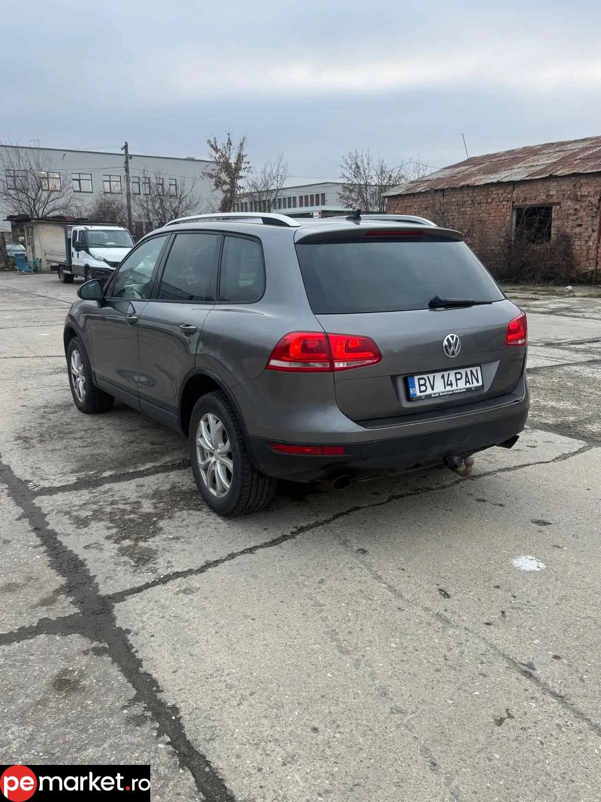 Volkswagen Touareg 7P • 3.0 Diesel • 2012 - pemarket.ro