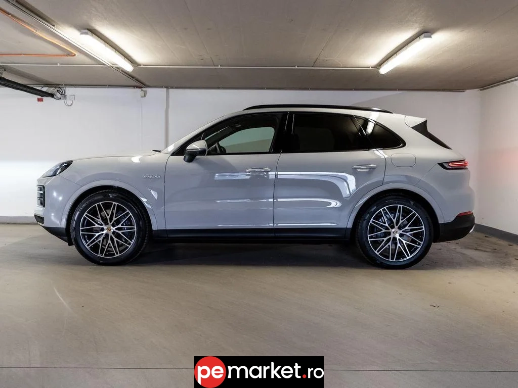 Porsche Cayenne Hybrid Facelift - pemarket.ro