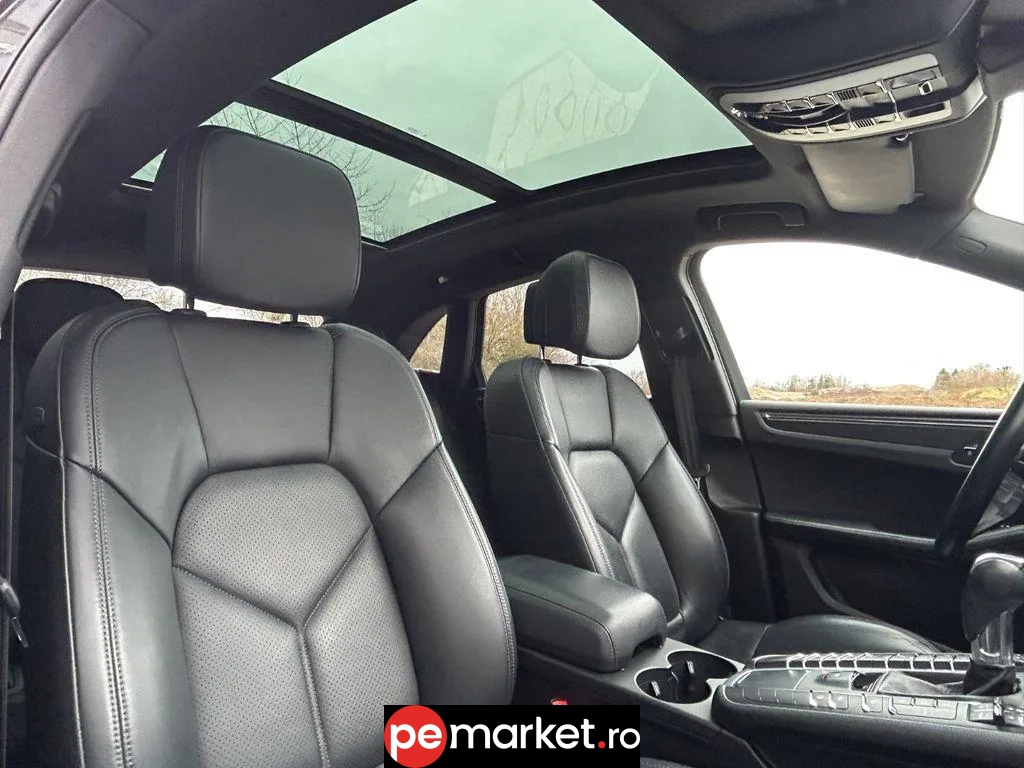 Porsche Macan - pemarket.ro