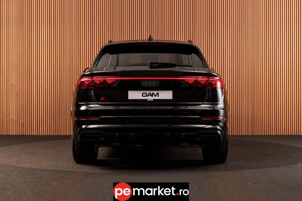 Audi Q8 55 TFSI Quattro S-Line FACELIFT - pemarket.ro
