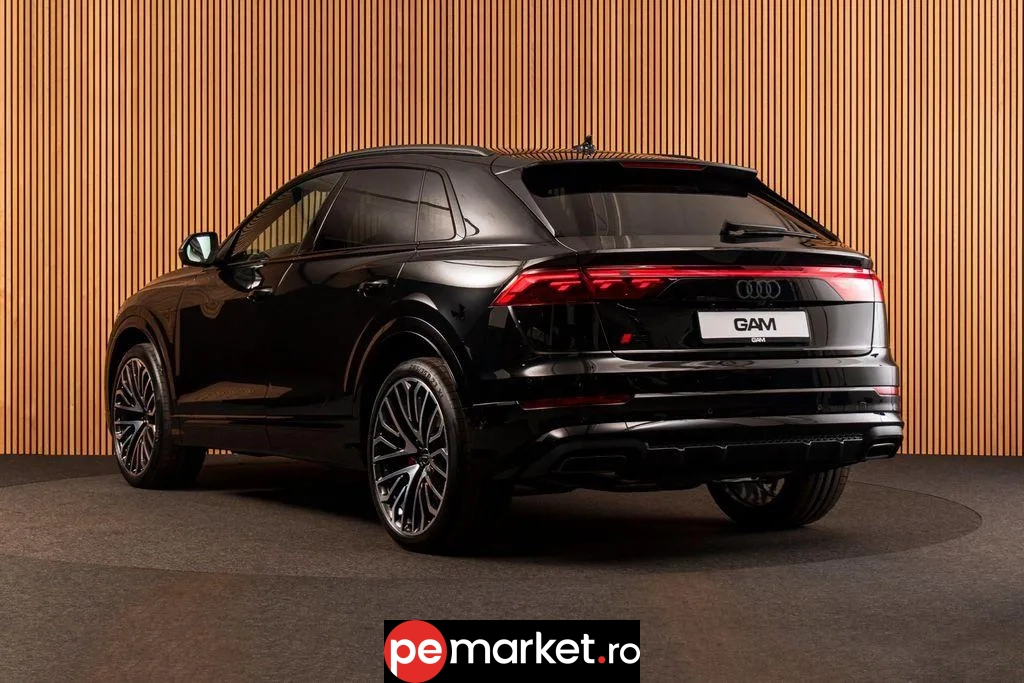 Audi Q8 55 TFSI Quattro S-Line FACELIFT - pemarket.ro
