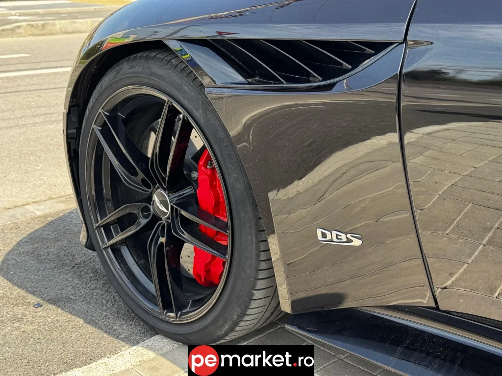 Aston Martin DBS Superleggera - pemarket.ro