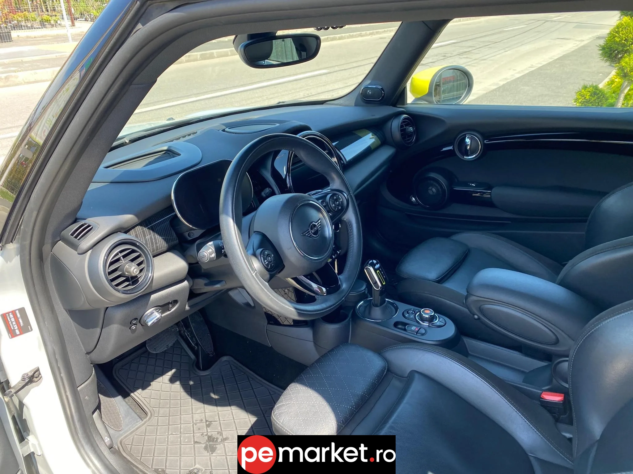 Mini Cooper SE Coupe - pemarket.ro
