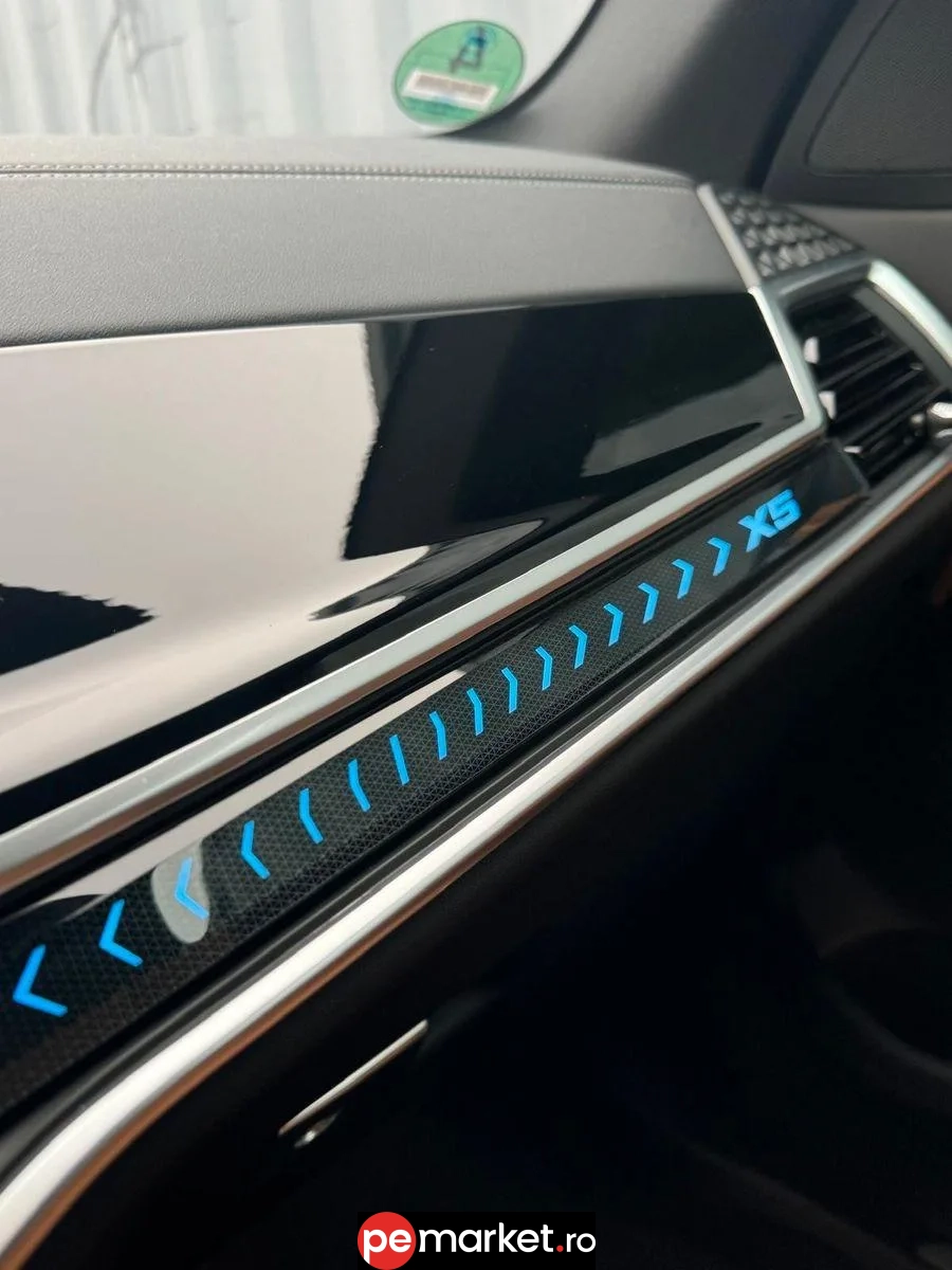 BMW X5 50e - pemarket.ro