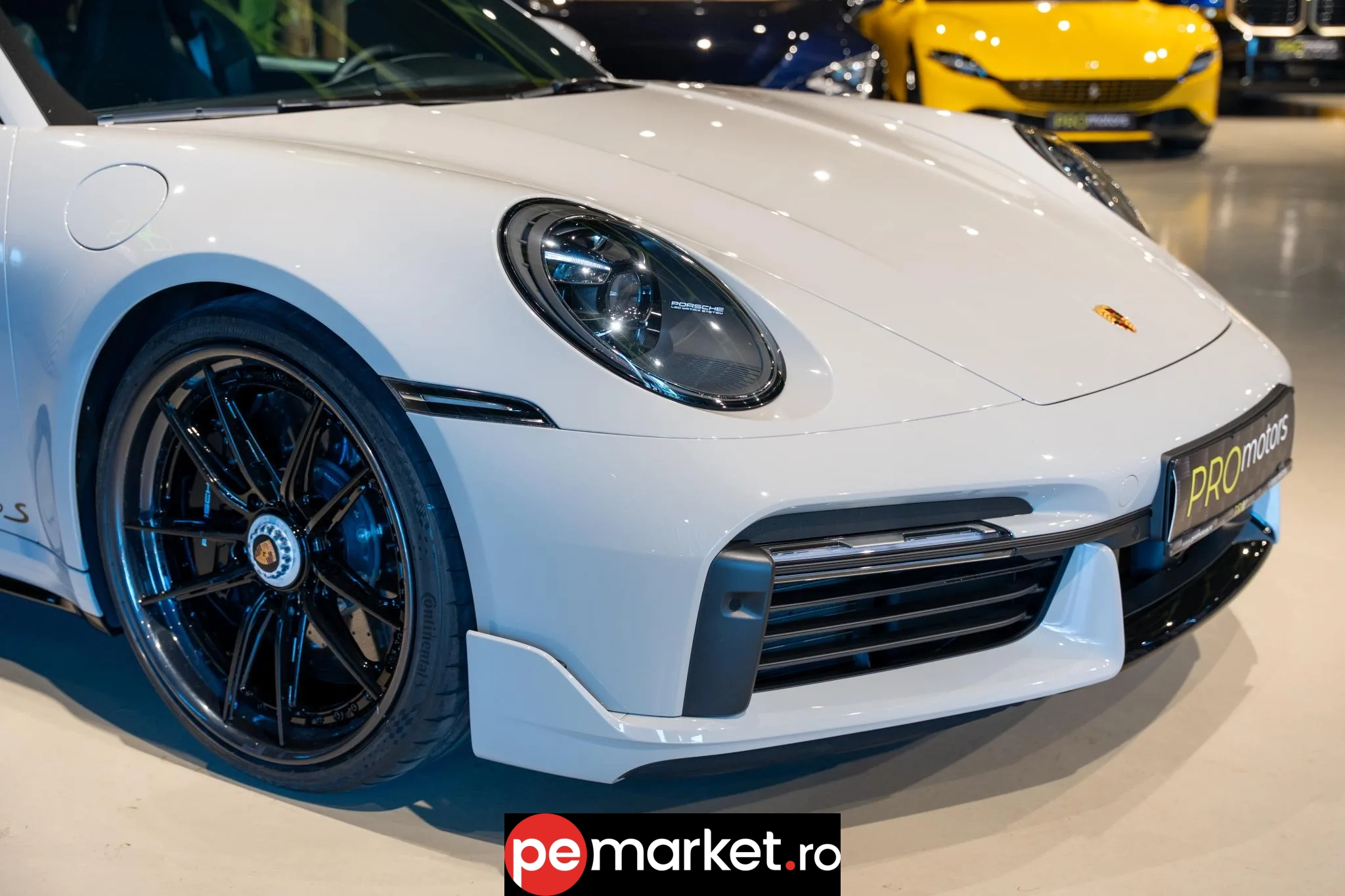 Porsche 911 TURBO S - pemarket.ro