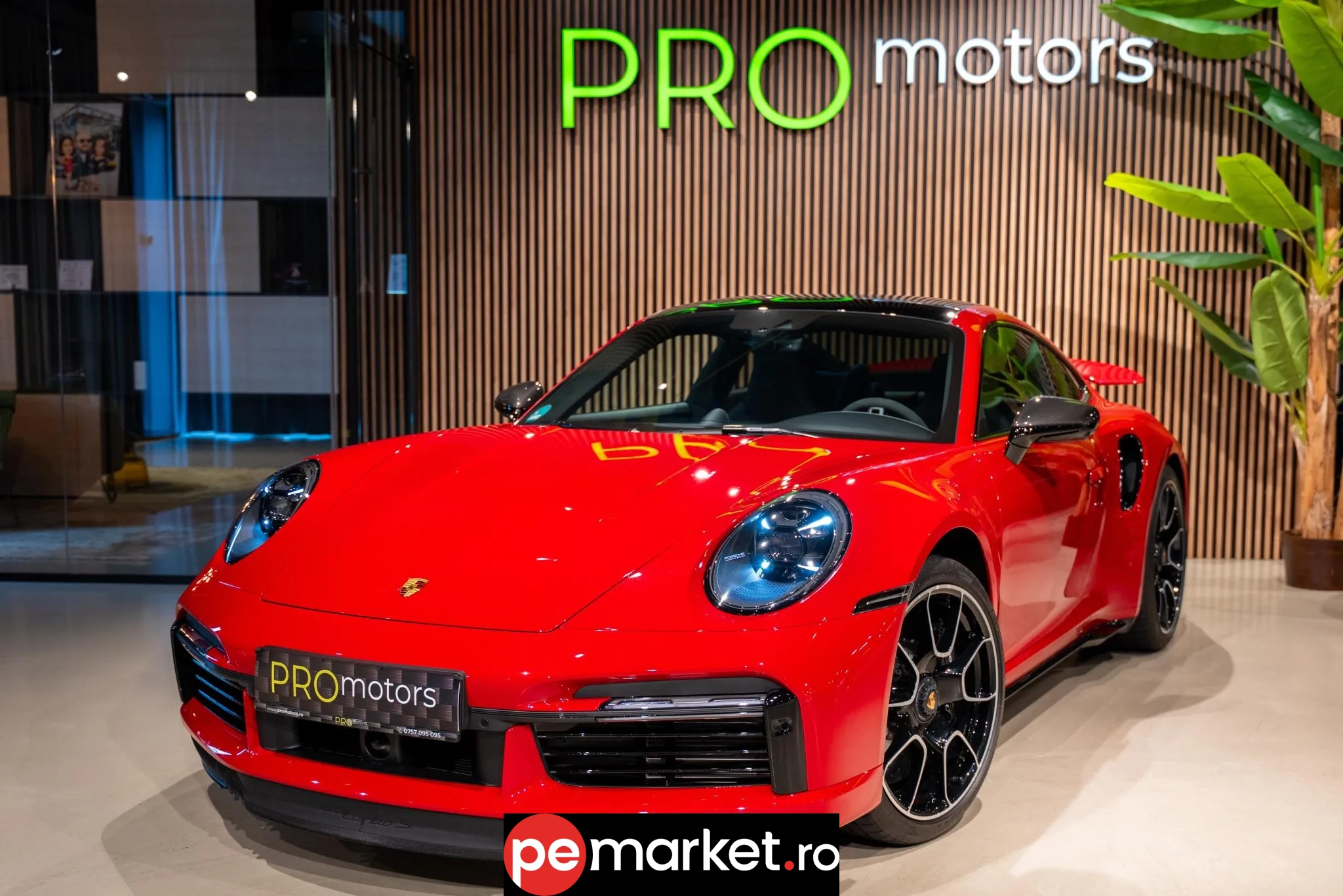 Porsche 911 TURBO S - pemarket.ro