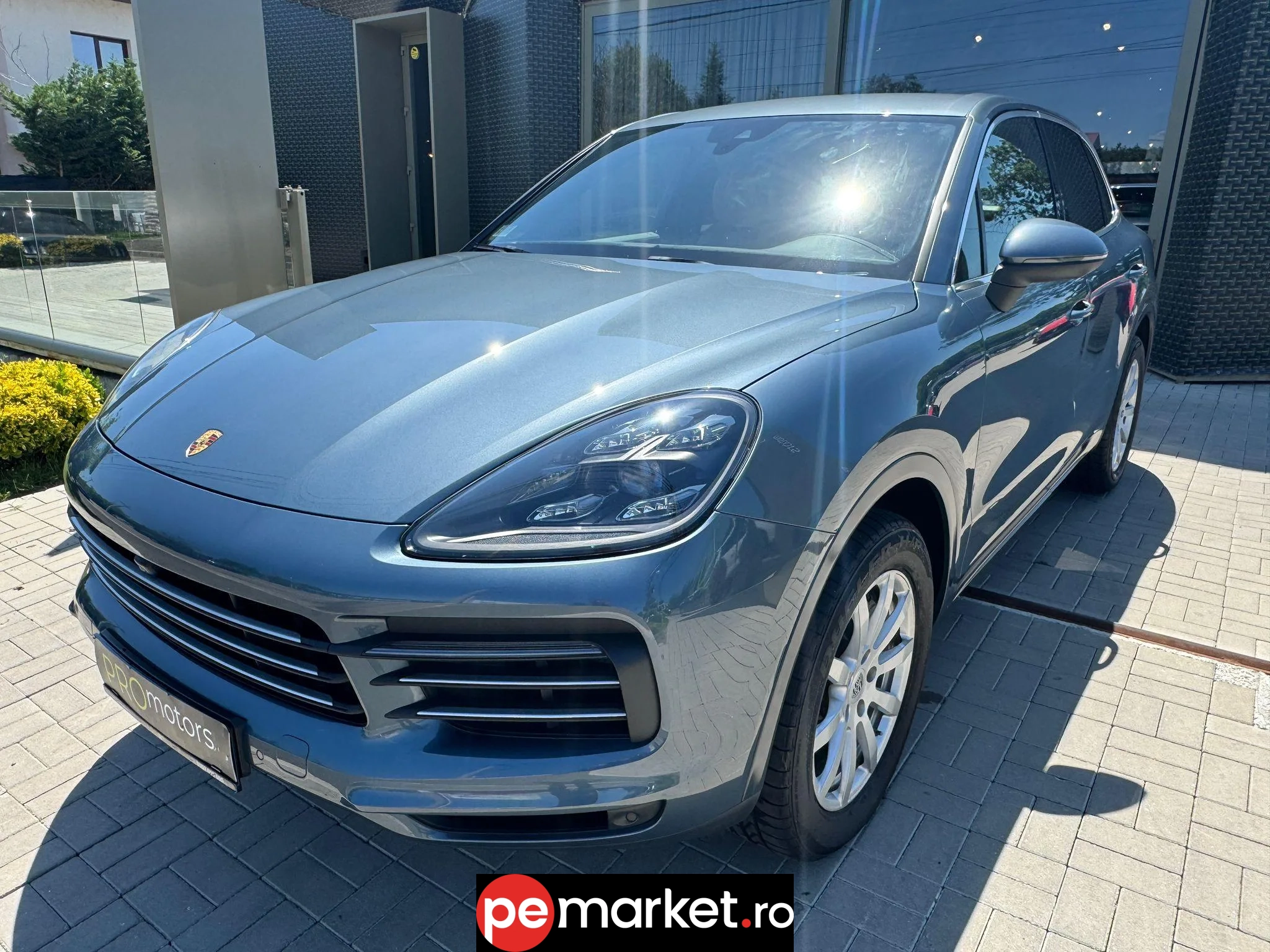 Porsche Cayenne S - pemarket.ro