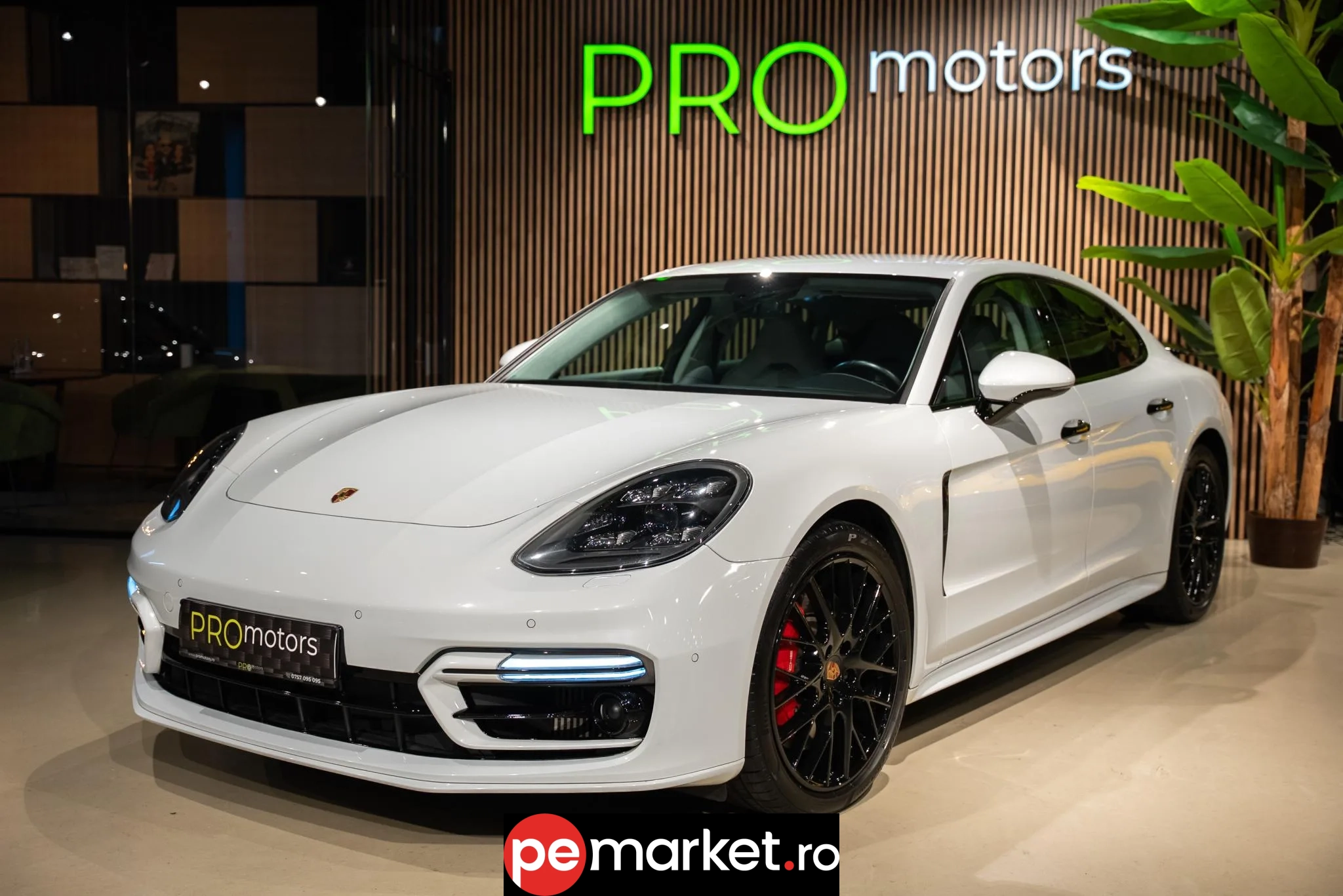 Porsche Panamera Turbo - pemarket.ro