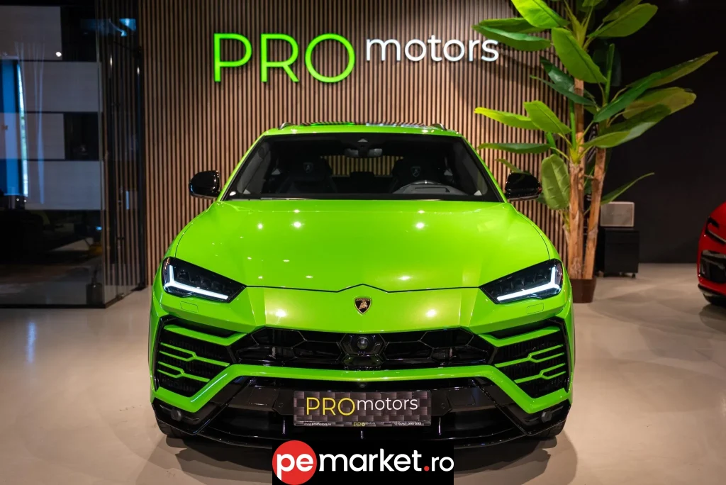 Lamborghini Urus - pemarket.ro
