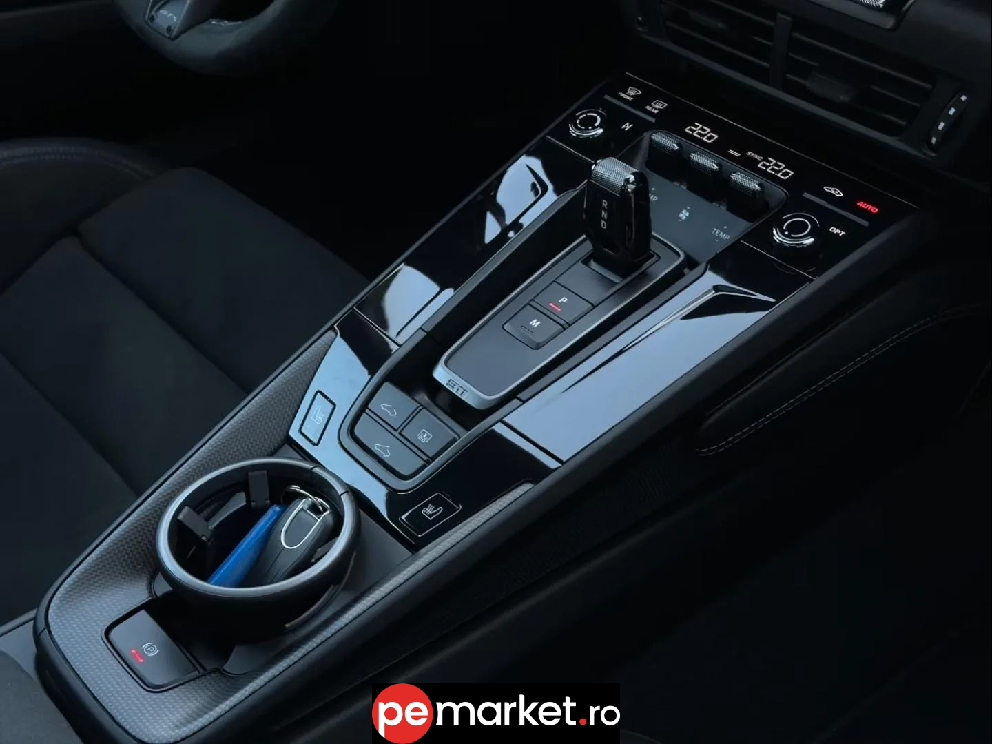 Porsche 911 (992.2) GTS Hybrid - pemarket.ro