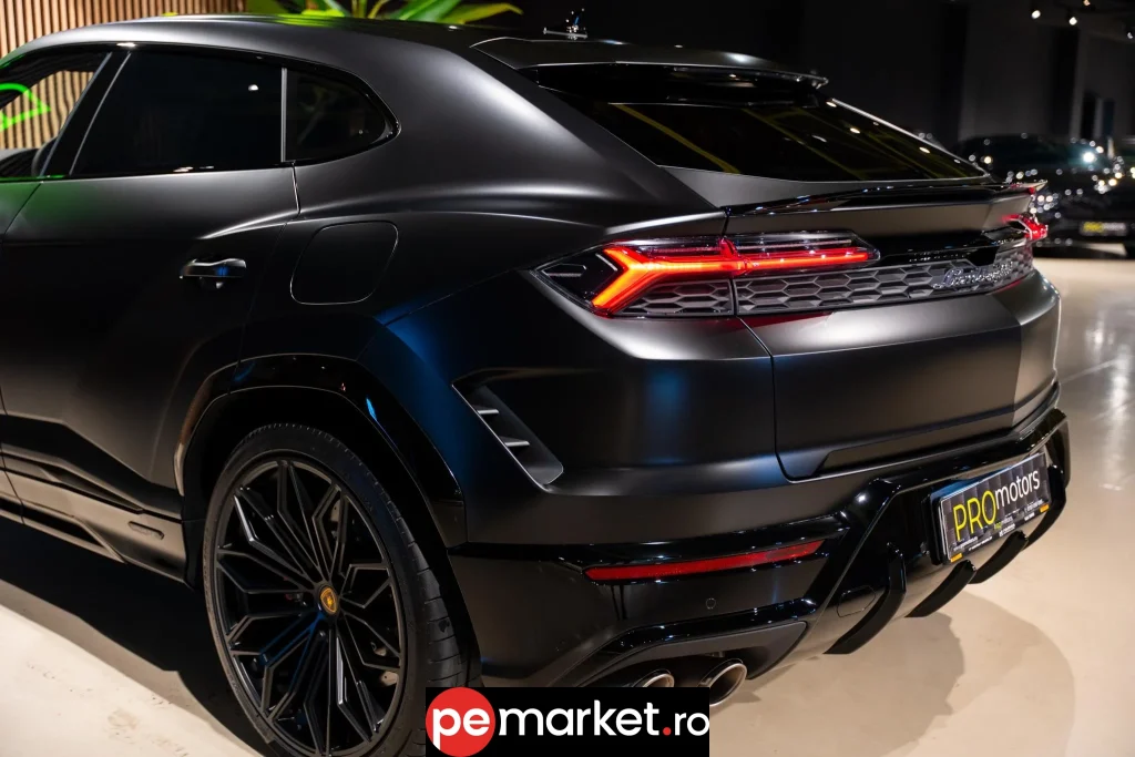 Lamborghini Urus SE - pemarket.ro