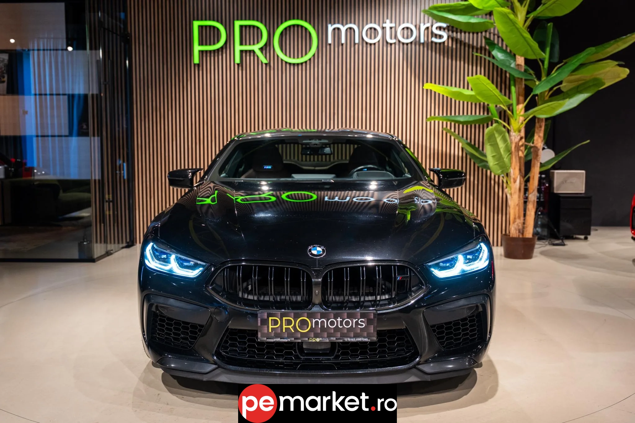 BMW M8 Competition - pemarket.ro
