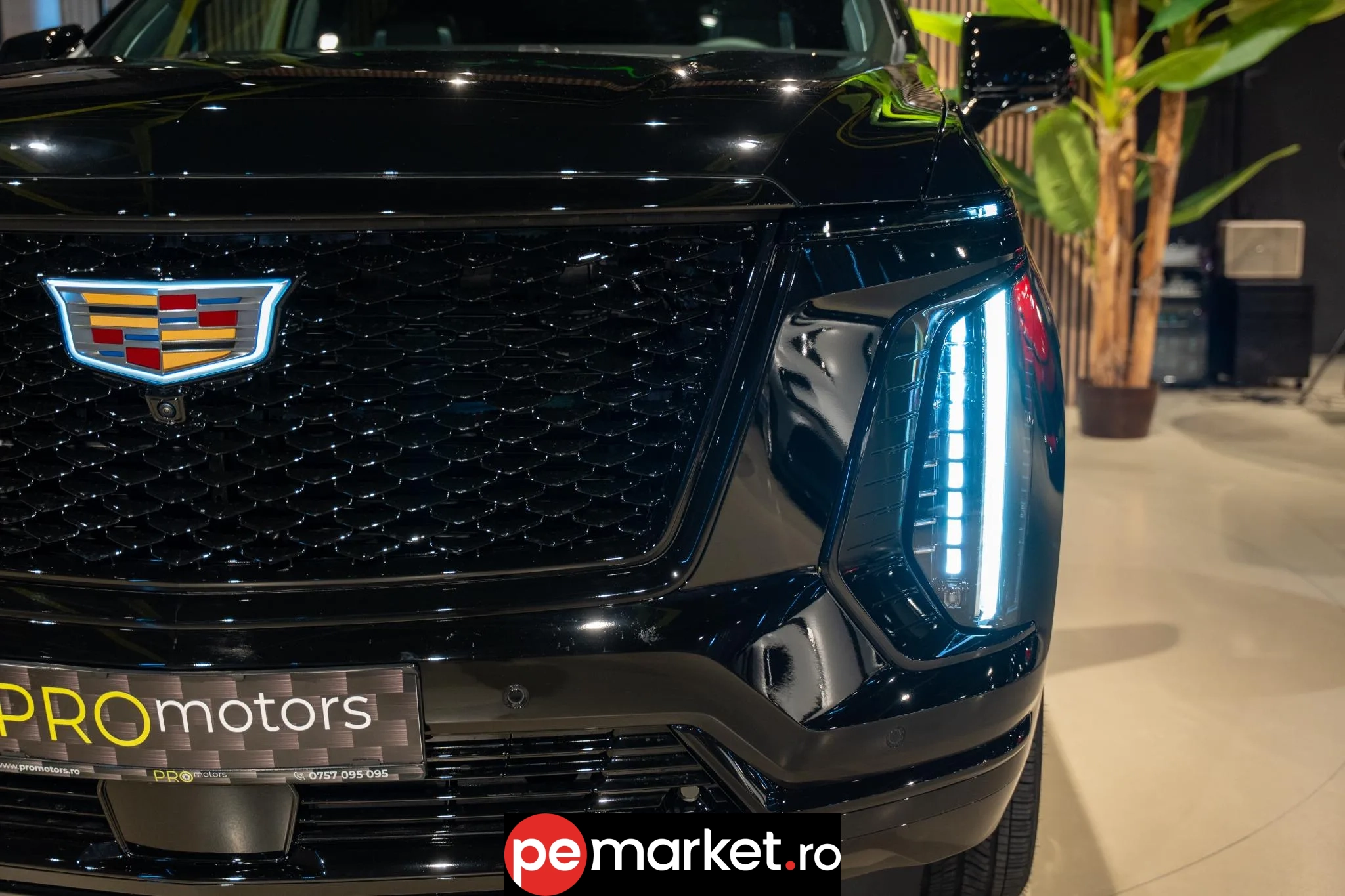 Cadillac Escalade ESV Sport Platinum - pemarket.ro