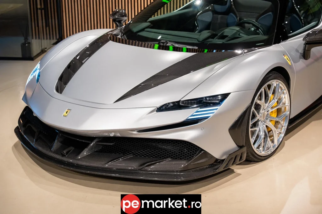 Ferrari SF90 Spider - pemarket.ro