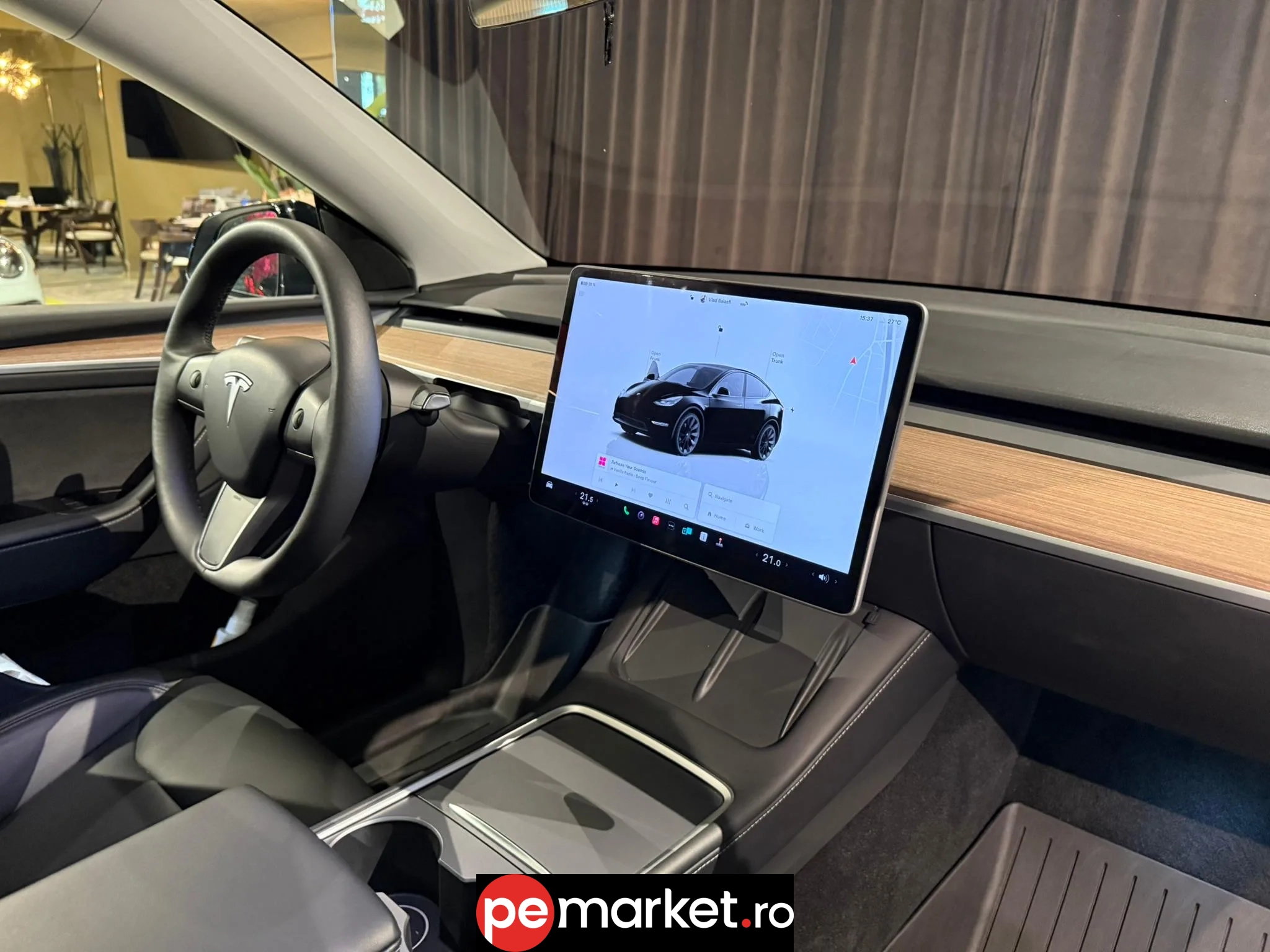 Tesla Model Y Long Range - pemarket.ro