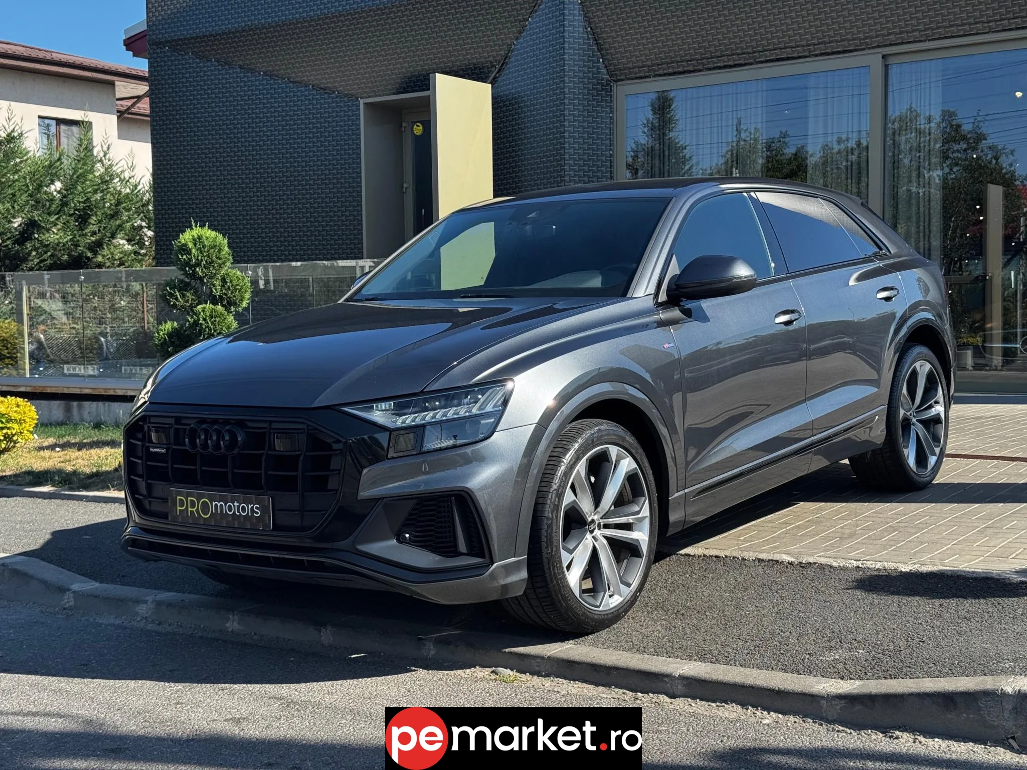 Audi Q8 55 TFSI - pemarket.ro
