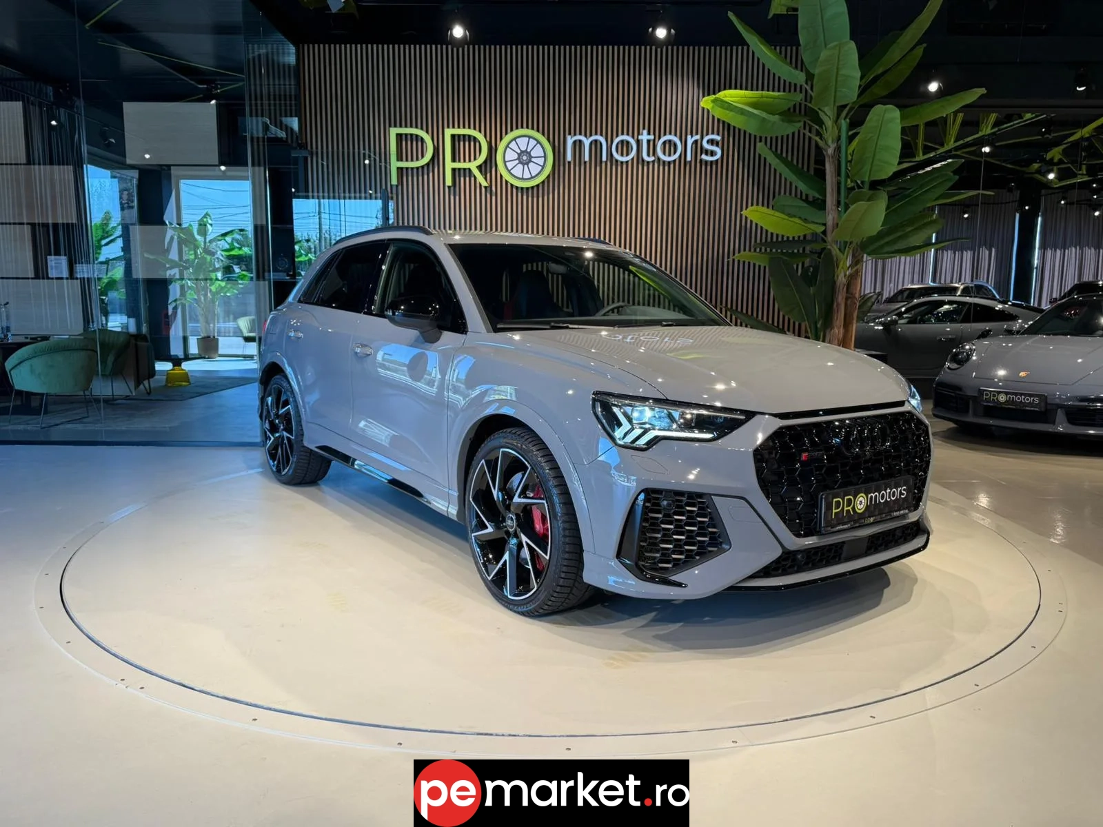 Audi RSQ3 Quattro - pemarket.ro
