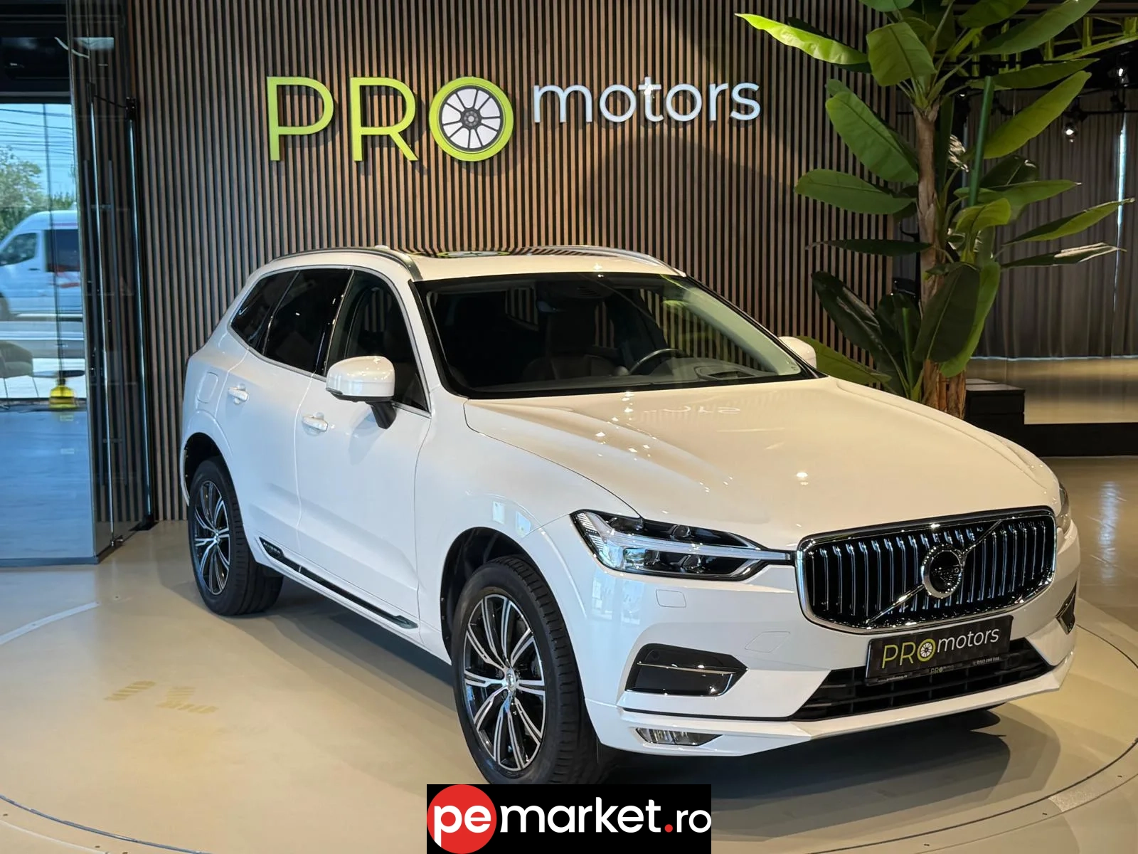 Volvo XC60 D5 AWD Inscription - pemarket.ro