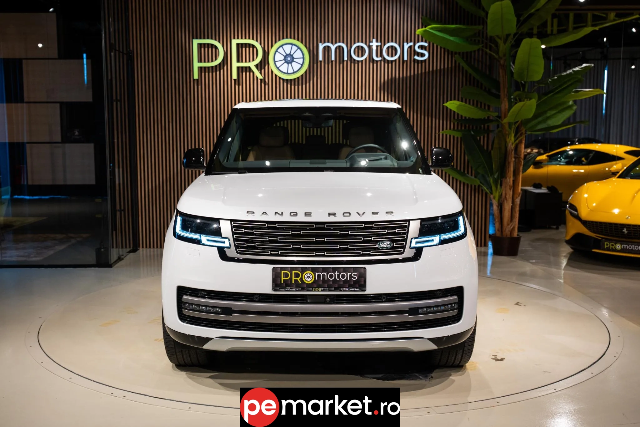 Range Rover Vogue - pemarket.ro