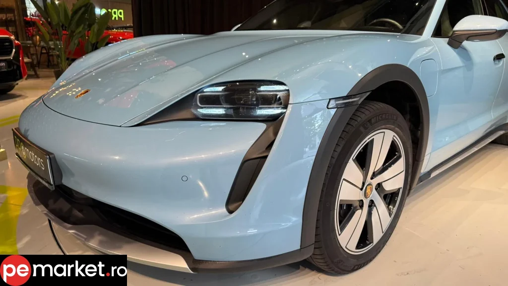 Porsche Taycan - pemarket.ro