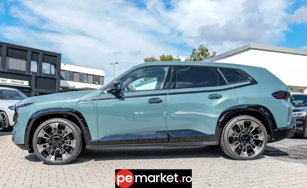 BMW XM 50e - pemarket.ro
