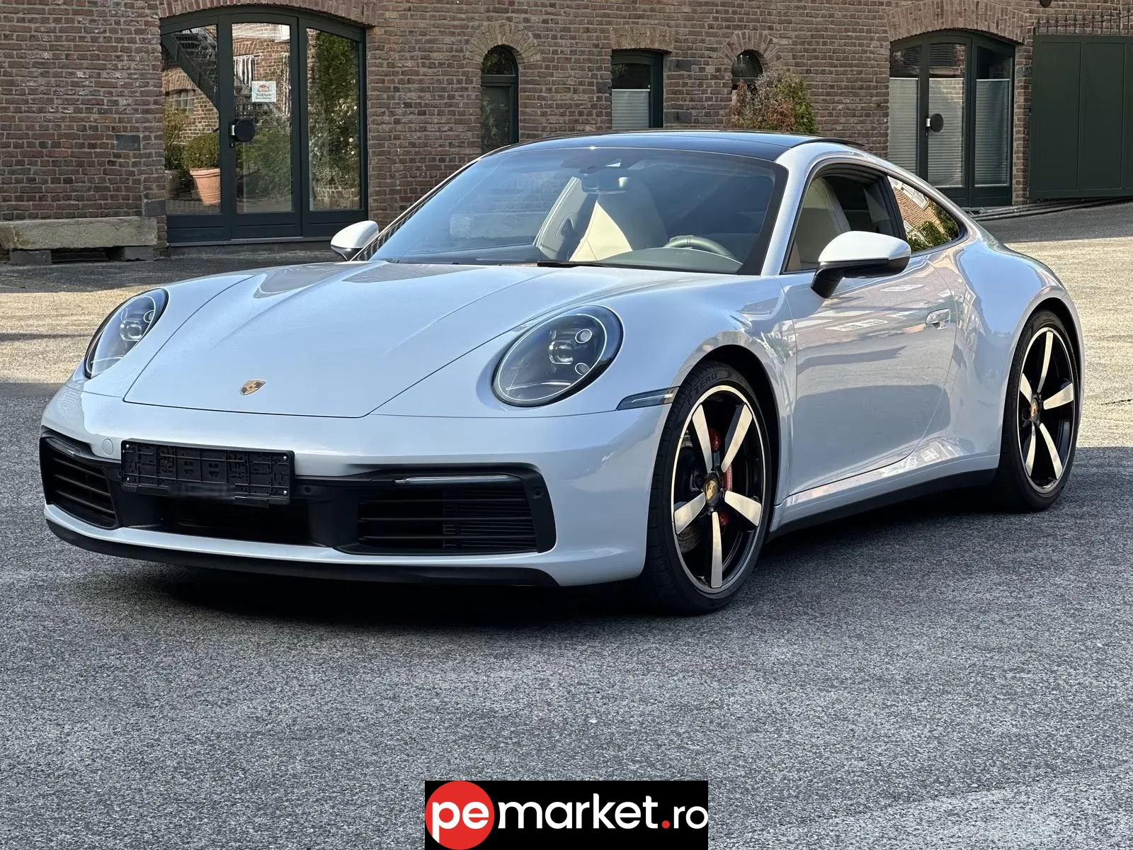 Porsche 911 Carrera 4S - pemarket.ro