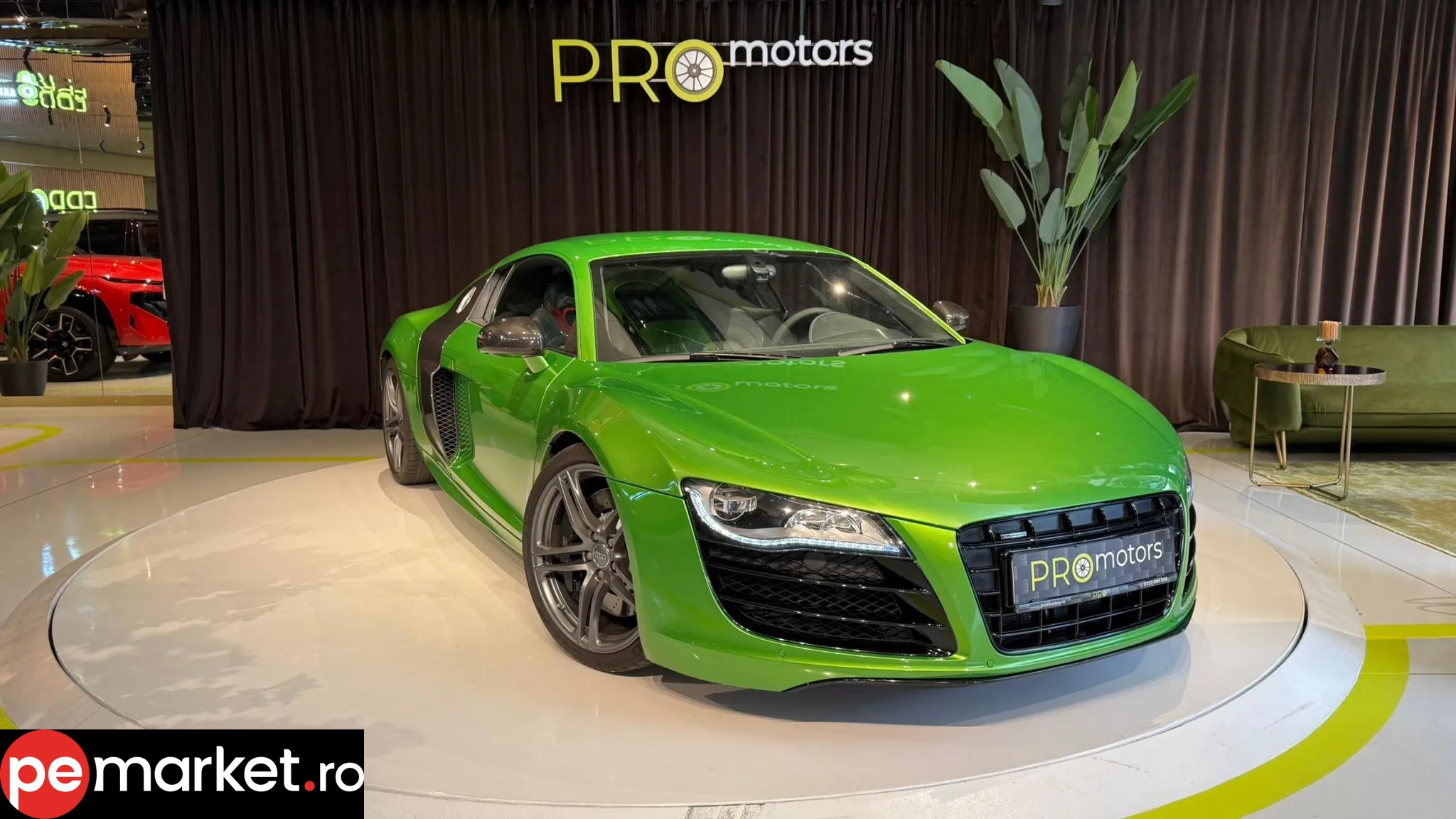 Audi R8 V10 - pemarket.ro