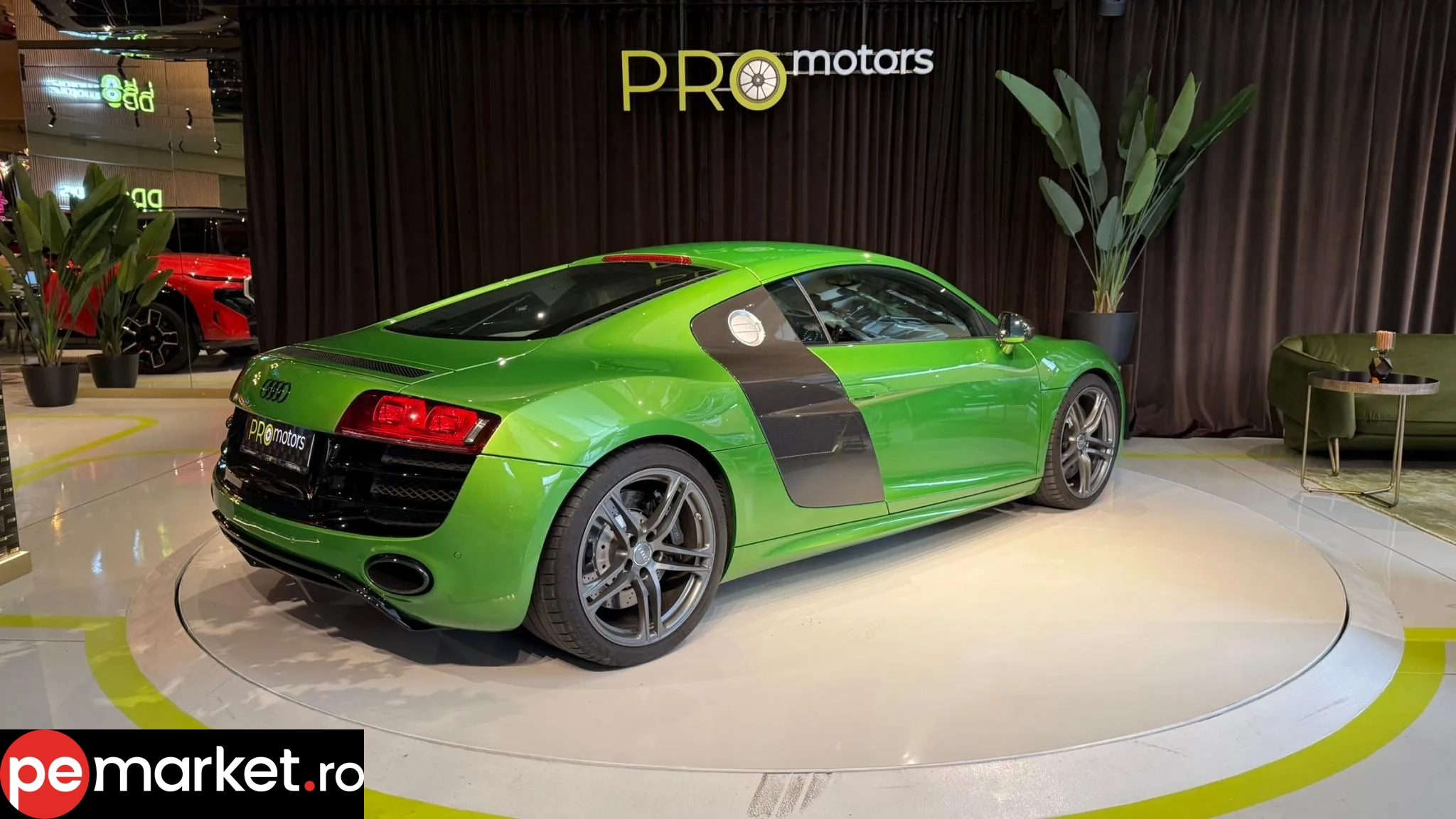 Audi R8 V10 - pemarket.ro