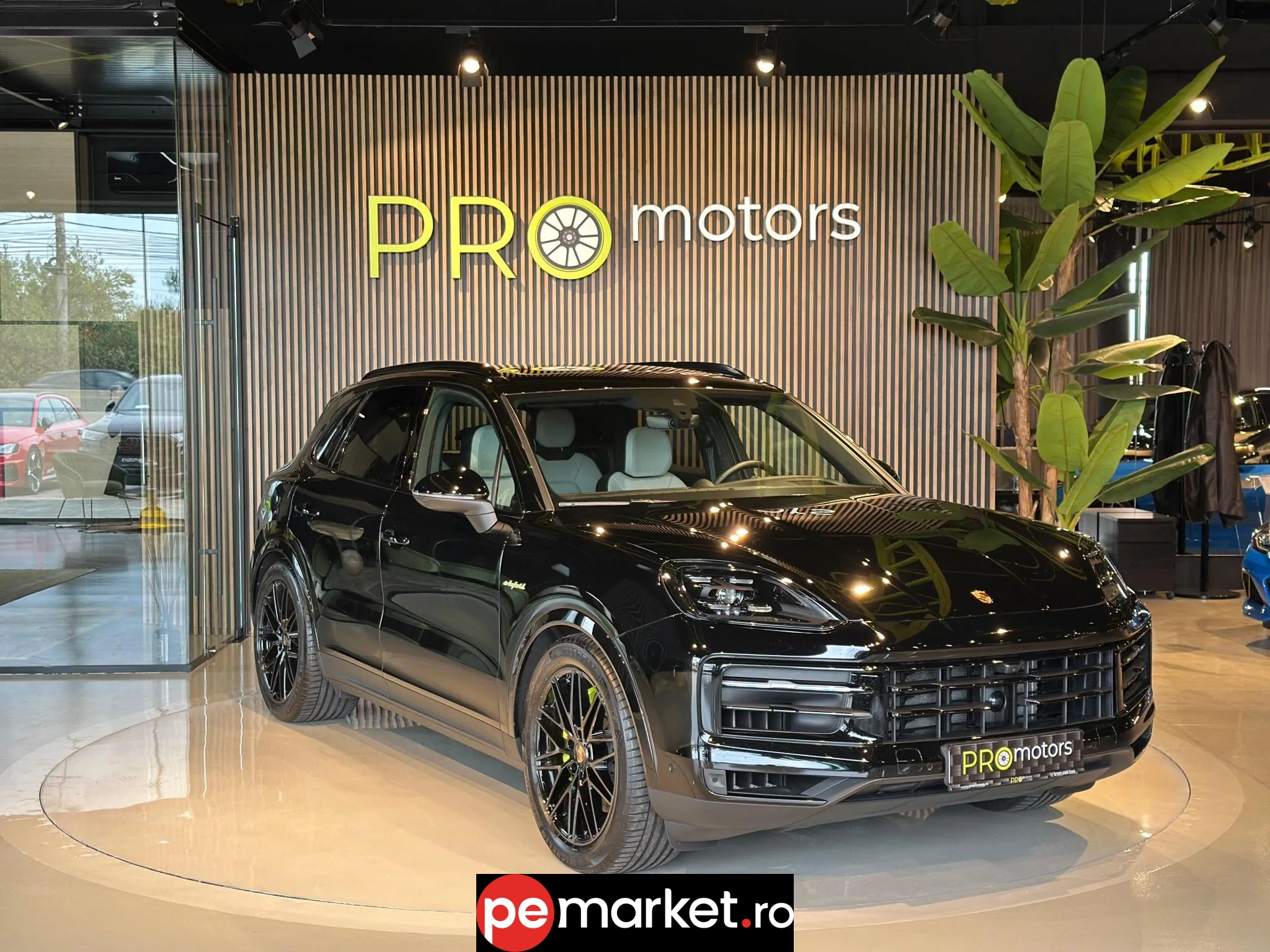 Porsche Cayenne Hybrid - pemarket.ro