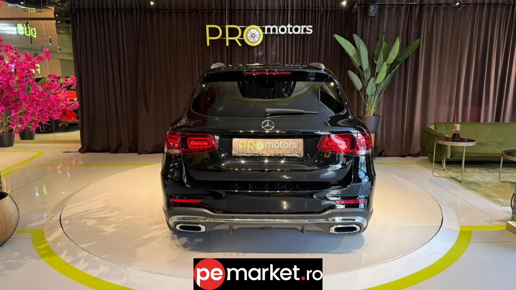 Mercedes-Benz GLC 300d - pemarket.ro