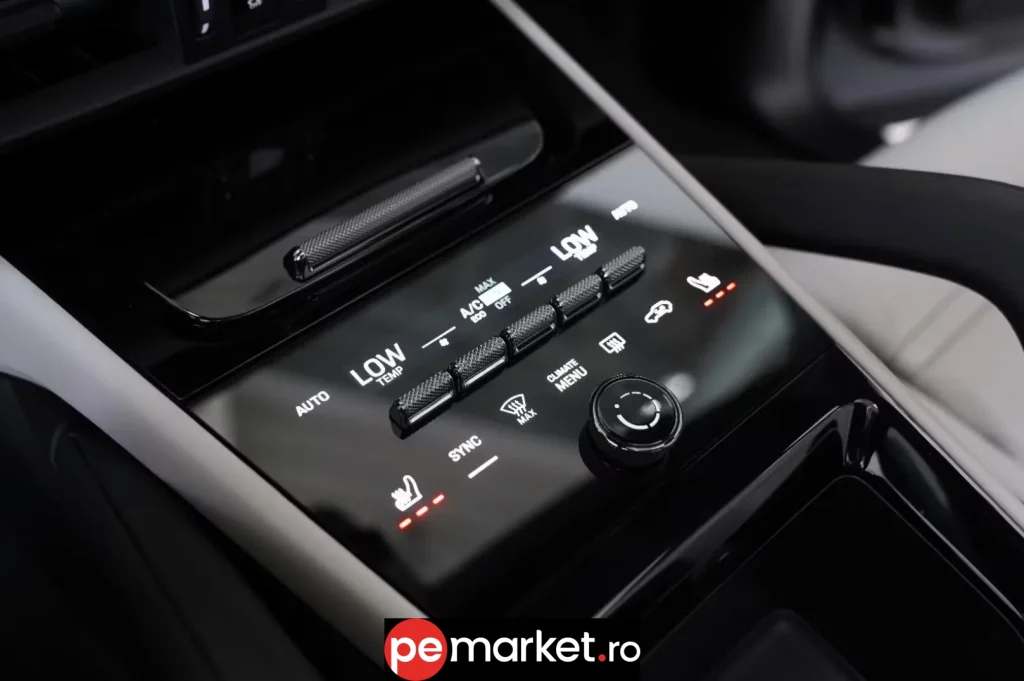 Porsche Cayenne - pemarket.ro